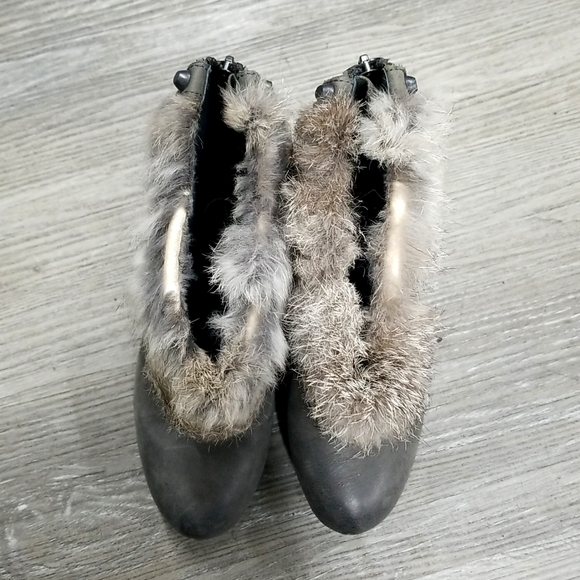 NWOB Rare ASH Rabbit top w/hammer nail accents sz European 38 1/5 Wedge booties - Picture 7 of 8